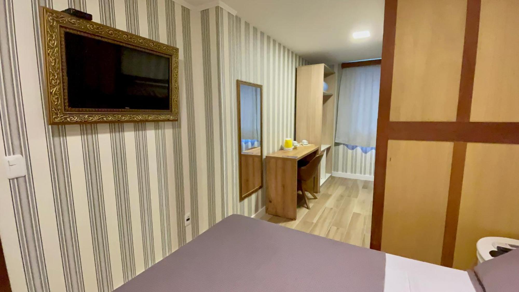 Eleganz Suites Exclusive Centro Грамаду Номер фото